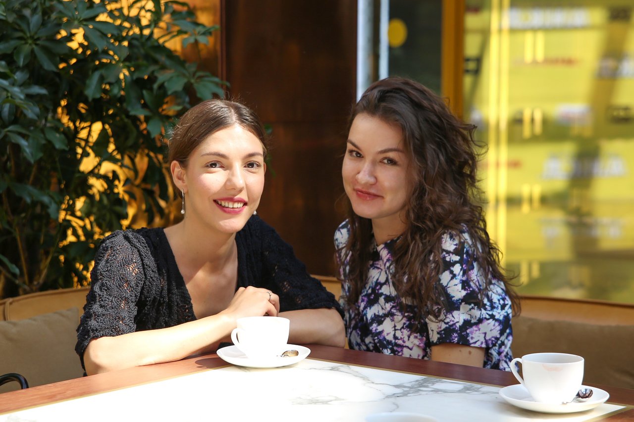 Орыс порносын қараңыз: «Әйелімді саттым» Порно актриса Джина Блонд